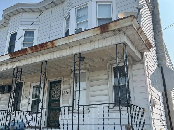 320 N 10th St, Pottsville, PA 17901