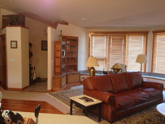Great Room / entry