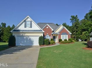 1086 Mason Lee Ave, Loganville, GA 30052