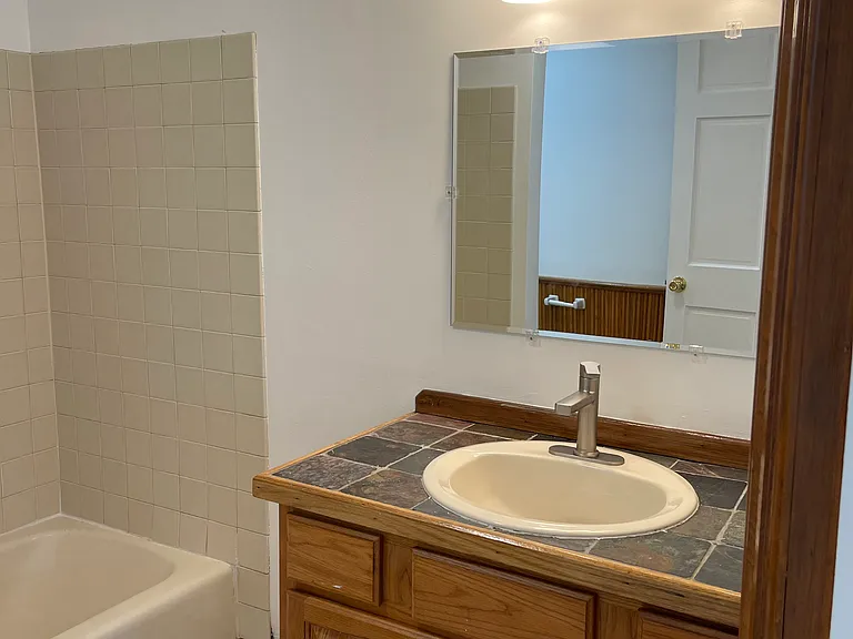 53 Philip St #1 — Photo 7