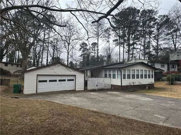 3029 Flamingo Dr, Decatur, GA 30033