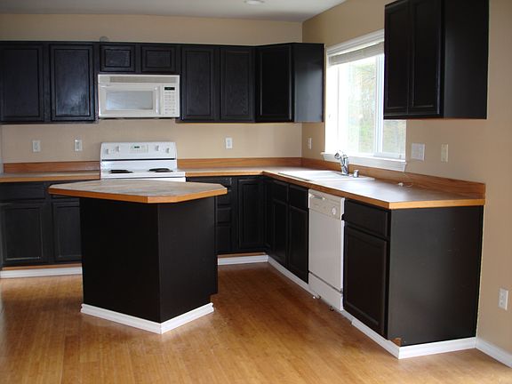 3rd image of 6110 S Cushman Ave