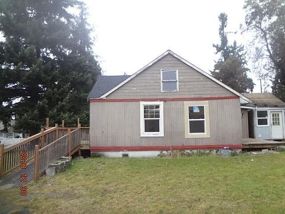 5th image of 3131 Glendale Dr W