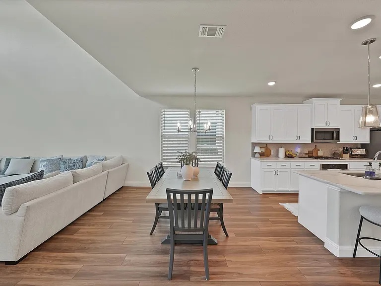 2701 Classical Dr — Photo 9