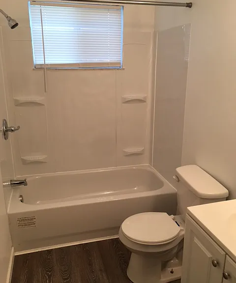 1991 N Campbell Ave #1 — Photo 4