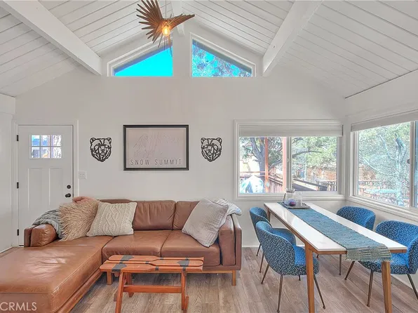 346 San Bernardino Ave, Sugarloaf, CA 92386