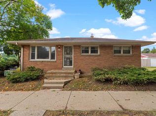 6403 W Lancaster Ave, Milwaukee, WI 53218