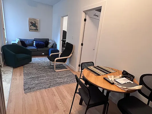 Rented by J PRESTON AND ASSOCIATES INC | media 10