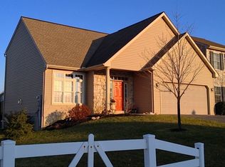 3207 Little Chiques Dr, Mount Joy, PA 17552