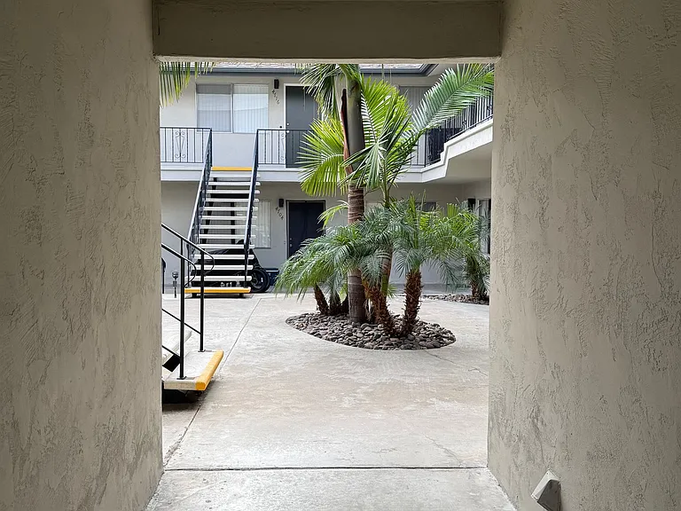 1 bed, 1 bath — Photo 5