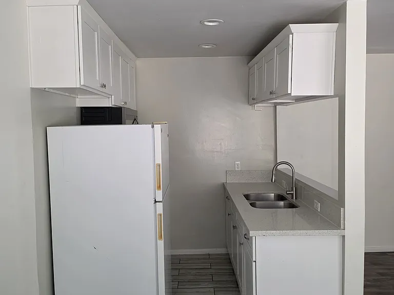 3761 Keystone Ave #2 — Photo 7