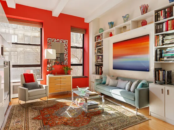 21 East 22nd Street image 1 of 8