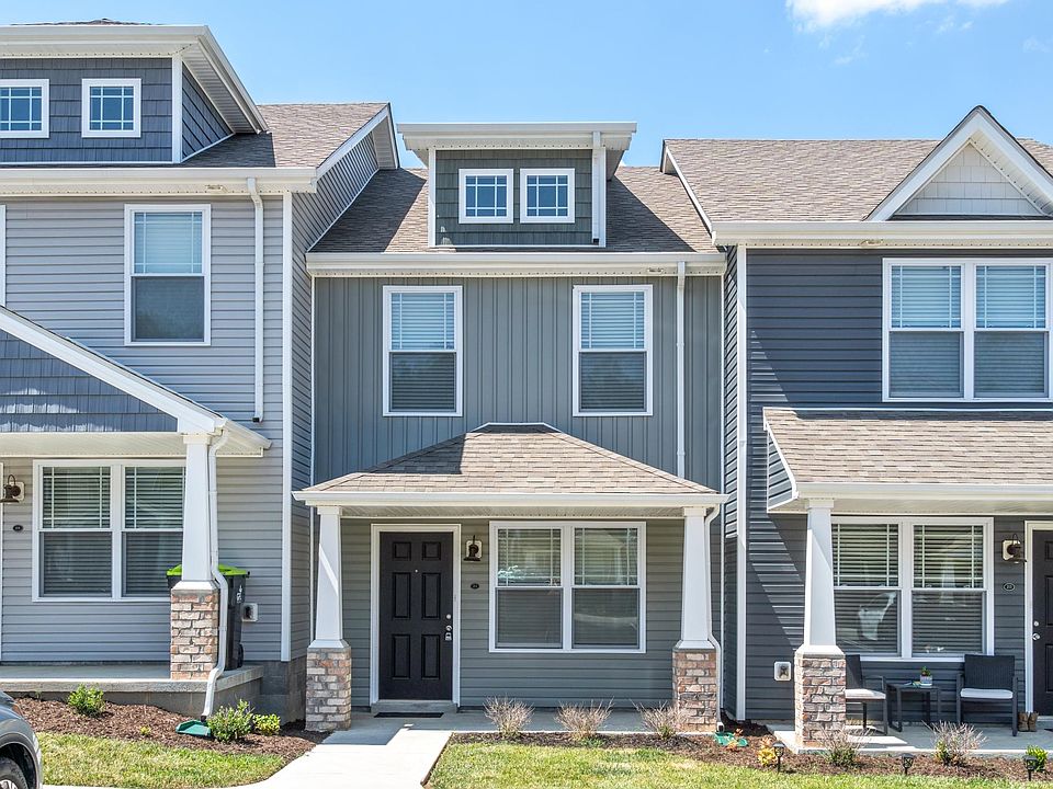 1st image of 211 Woodland Valley Ln