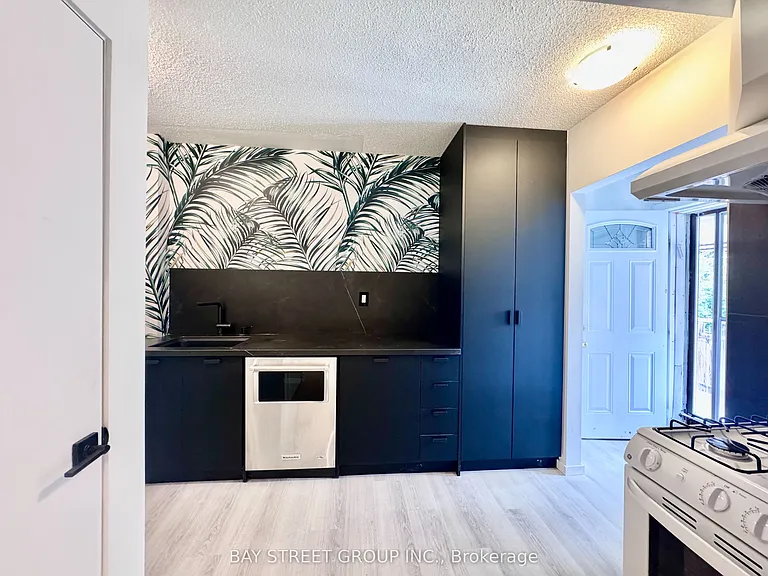 373 Eglinton Ave W #2 — Photo 10