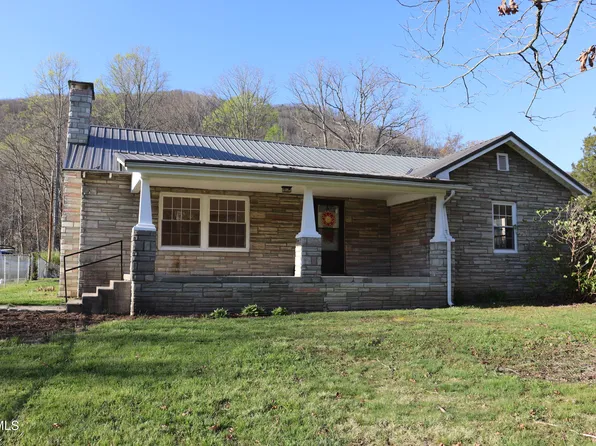 1203 1st Ave E, Big Stone Gap, VA 24219