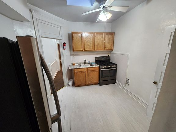 4th image of 1713 N Pulaski St #2