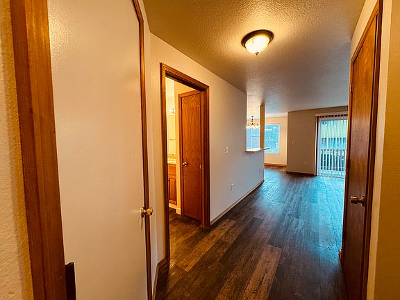 2nd image of 4912 NE 118th Ct