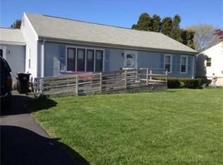 391 Cross Rd, Dartmouth, MA 02747