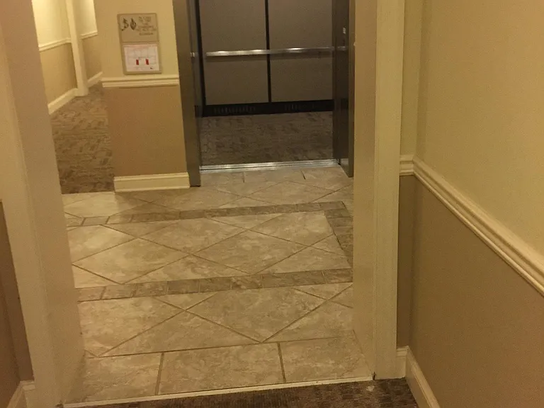642 Doral Ct — Photo 4