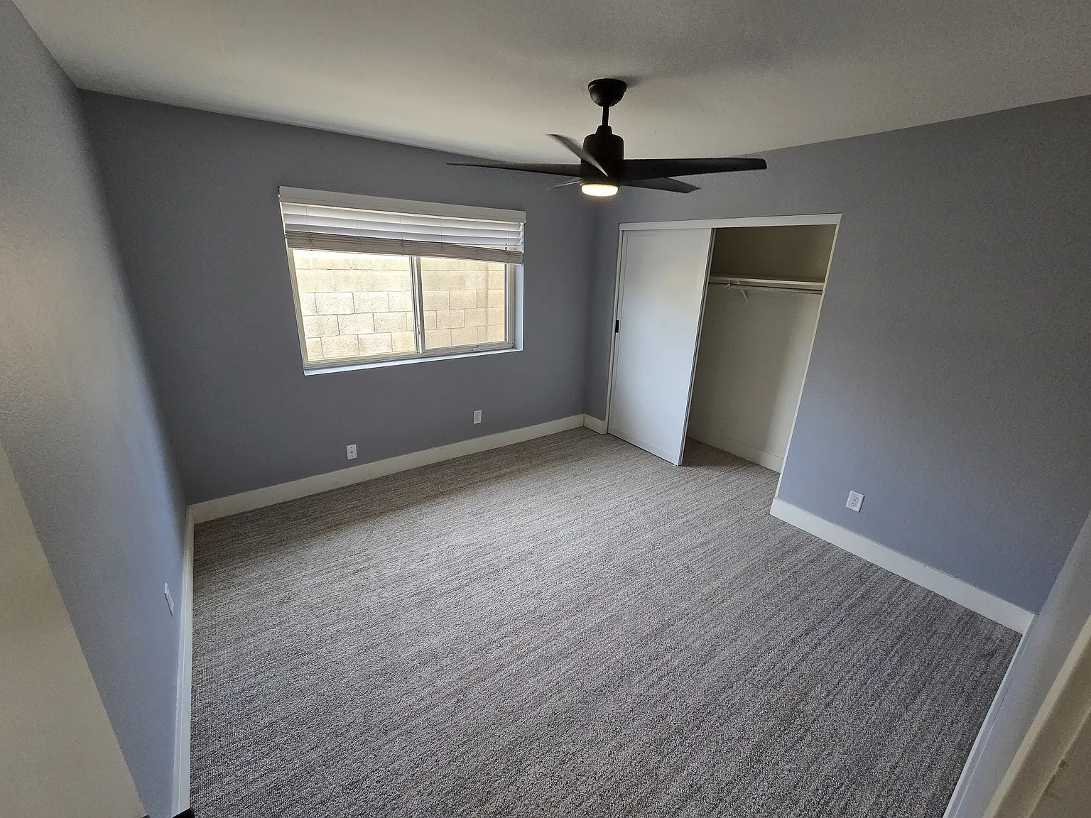 4 bed, 2174 sqft, $900 — Photo 2