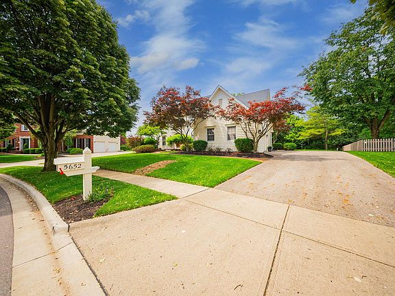 2nd image of 5652 Fawnbrook Ln