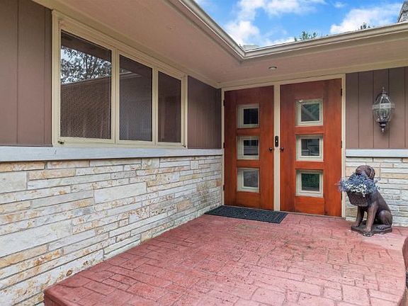 3rd image of 17850 Waxwing Ln