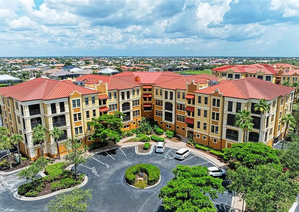 96 Vivante Blvd #210