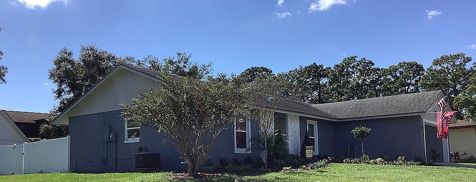 2nd image of 825 Woodstream Ln