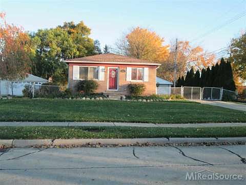 2nd image of 19555 Brandt St