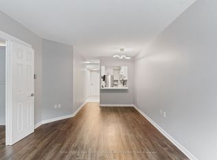 284 Bloor St W #304, Toronto, ON M5S3B8