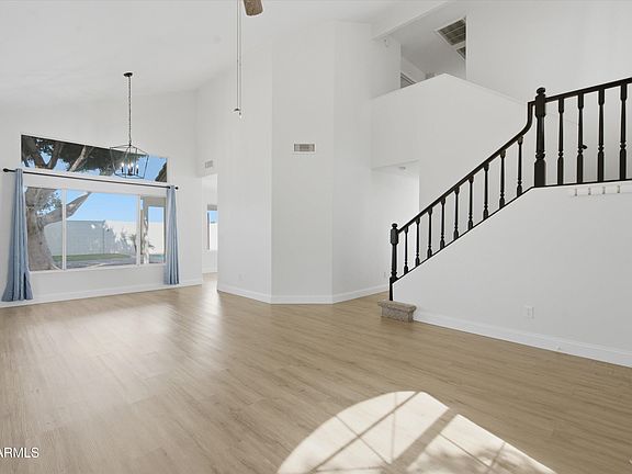 4th image of 3522 N ARABELLA --