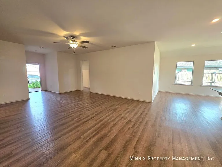 2602 S County Road 1103 — Photo 9