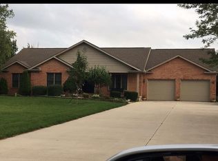 4039 Zurmehly Rd, Lima, OH 45806