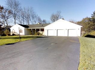 22 Wedgewood Dr, Haverhill, MA 01830