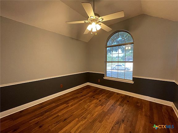 4th image of 3905 Neches Cir