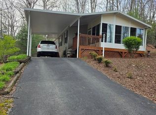 338 Country Walk, Franklin, NC 28734