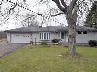 5807 Oak Hill Dr, West Farmington, OH 44491