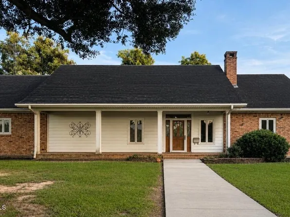 1410 Peach St, Mamou, LA 70554