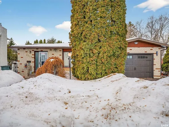 3111 4th AVENUE W, Prince Albert, SK S6V 5H1