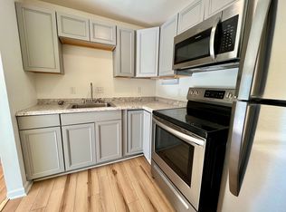 115 W 9th Ave APT 3, Homestead, PA 15120