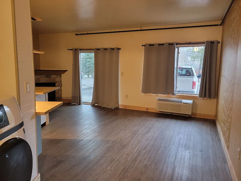 Storm Peak Apartments — Photo 64