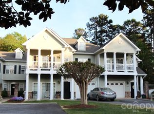 1364 21st Ave NE, Hickory, NC 28601