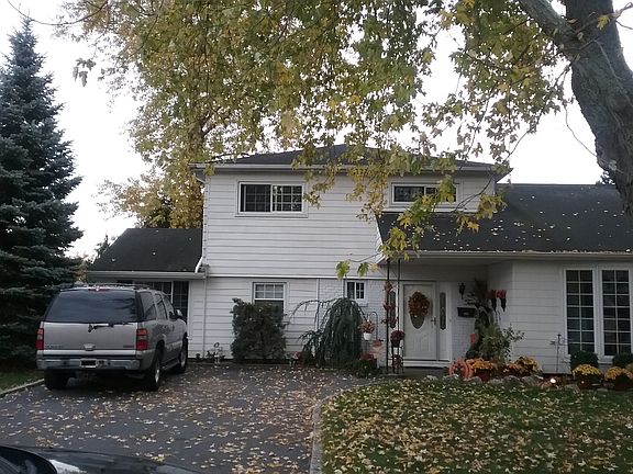 2nd image of 212 Bel Air Dr