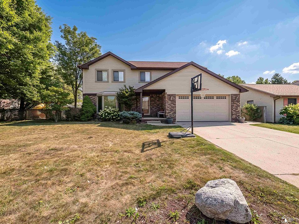 1st image of 495 Grace Dr