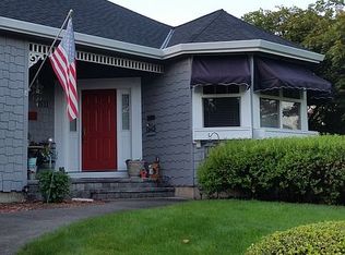 531 E 5th St, La Center, WA