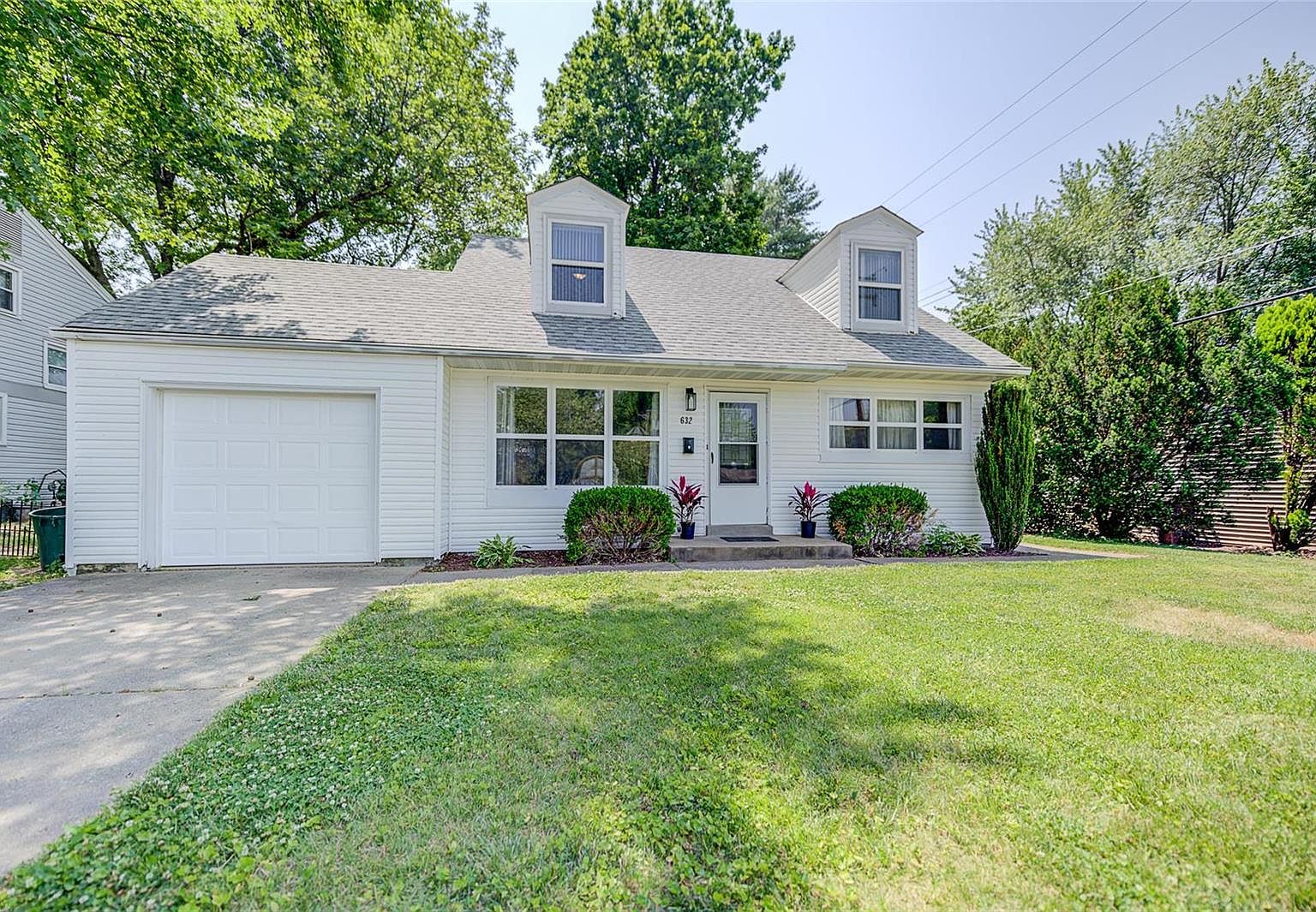 632 Hawthorn Ave, Saint Charles, MO 63301 | Zillow