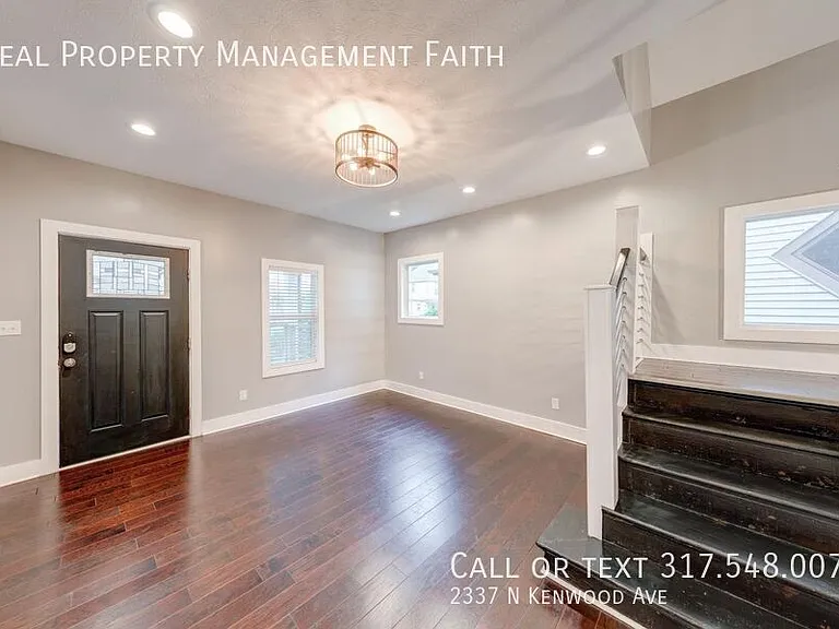2337 N Kenwood Ave — Photo 5