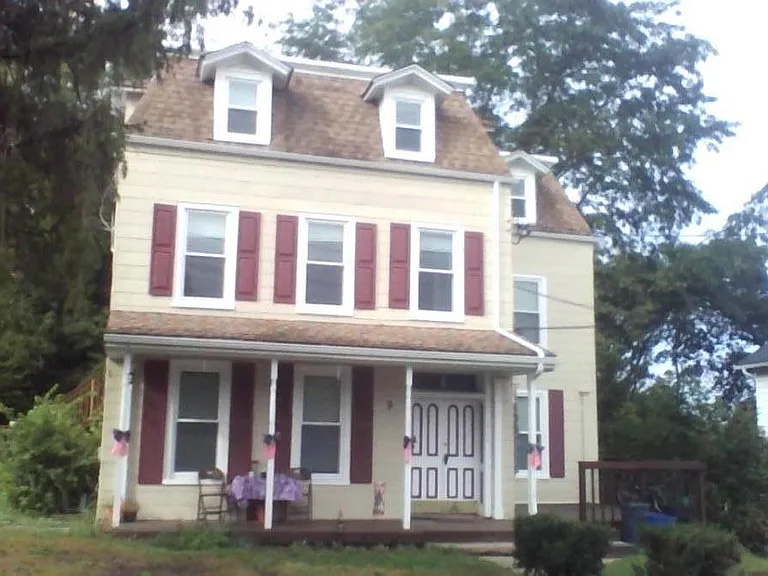 9 Church St #2 — Photo 1