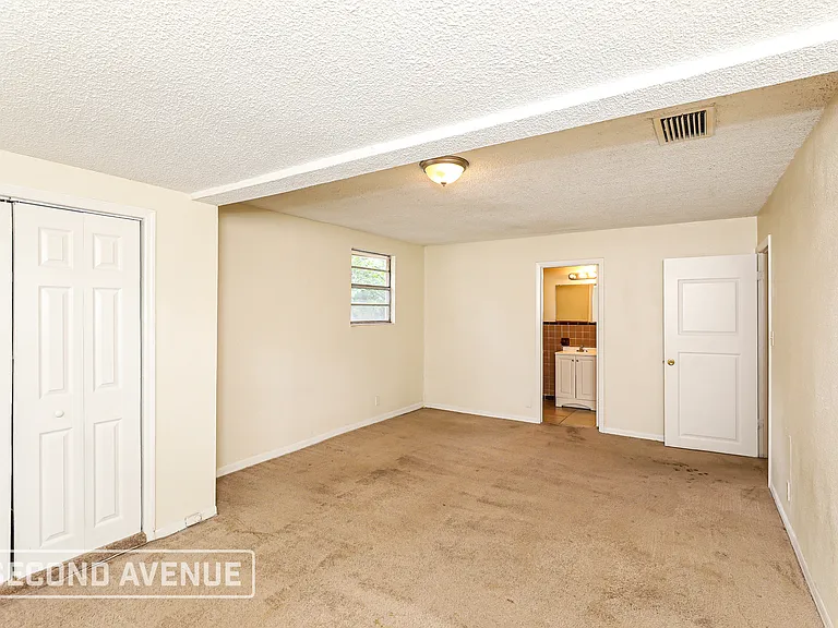5805 Christobel Ave — Photo 8