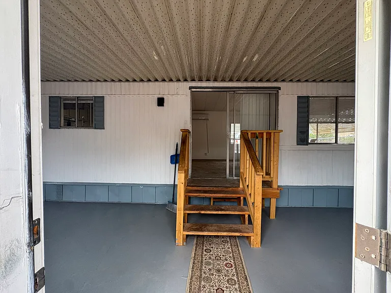 2145 Hermosa Dr — Photo 3